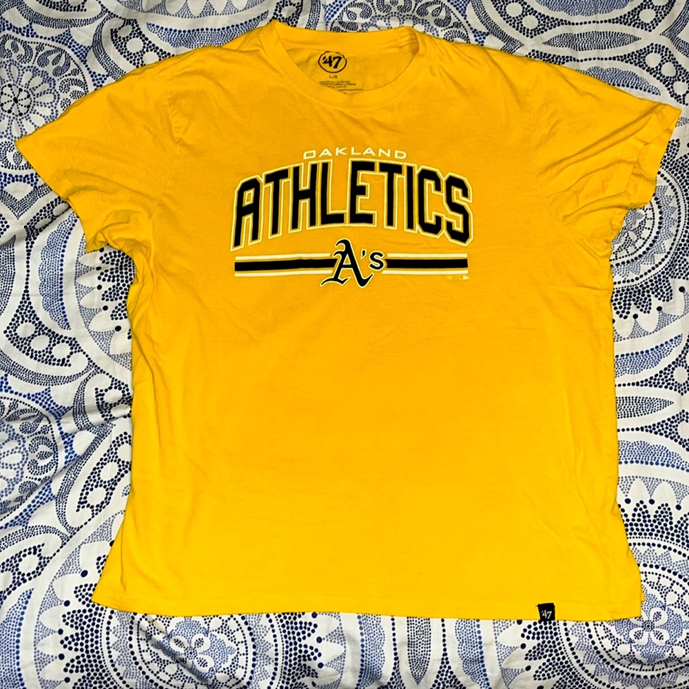 MLB Oakland Athletics 47 brand T-shirt - Men’s Size L